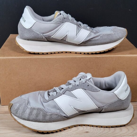 New Balance 237 Shoes Women Size 9.5 Gray White Running Athletic Suede WS237NM - Picture 2 of 9